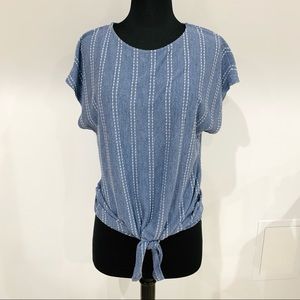 W5 ANTHROPOLOGIE Tie Front Tee